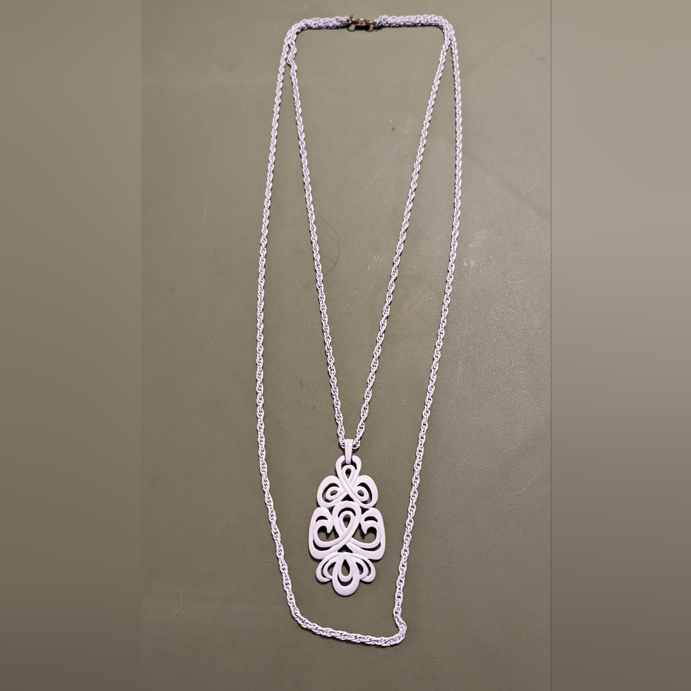 Vintage Crown Trifari white enamel pendant necklace Double chains necklace